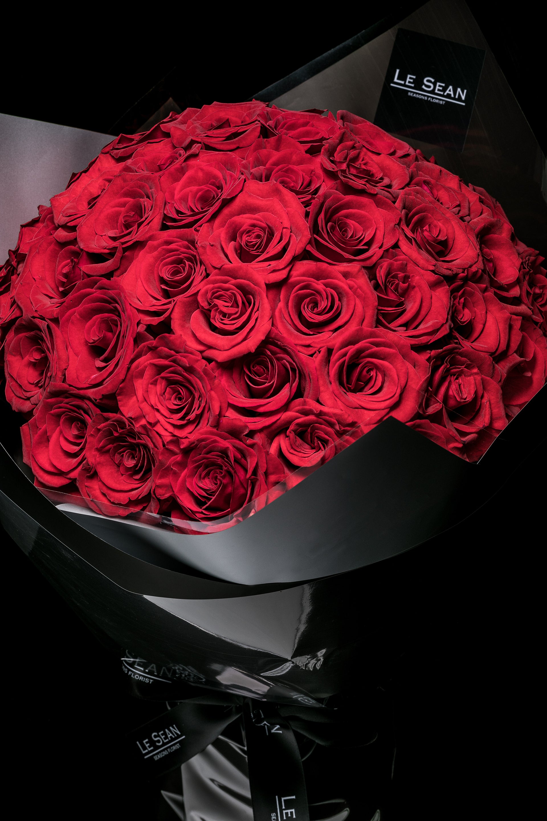 Le' Sean Red Roses Series